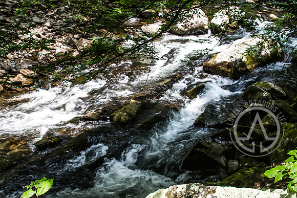 Cascade flowing along Little Pigeon River