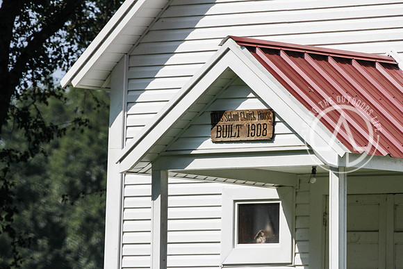 Onyx Church and Schoolhouse